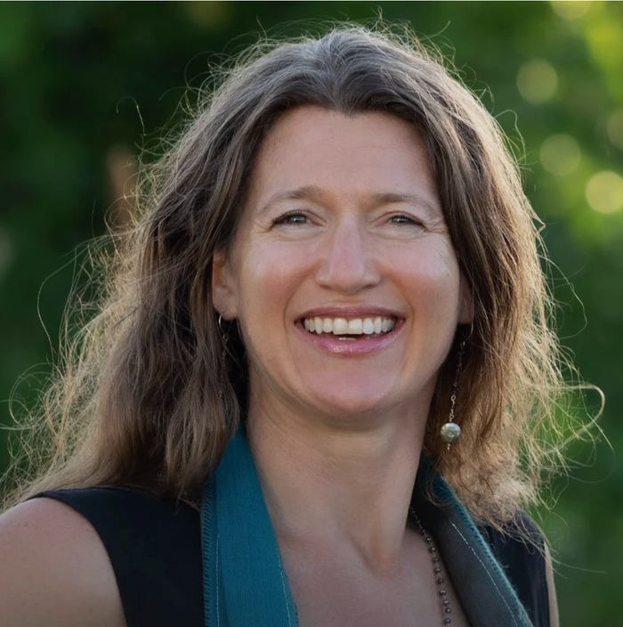 Dr. Arielle Schwartz