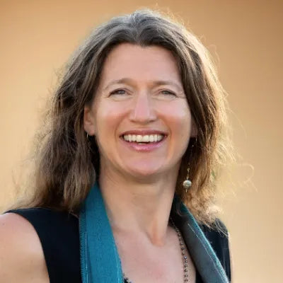 Dr. Arielle Schwartz